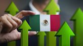 México registra superávit comercial impulsado por crecimiento de exportaciones