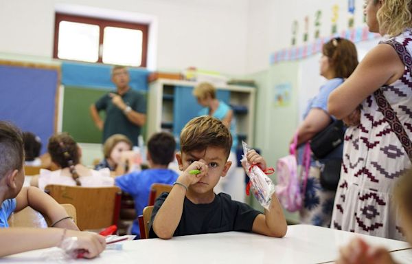 Portugal faces teacher shortage, leaving thousands without educators