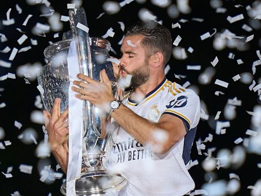 El padre de Nacho Fernández: "Si ha estado tantos años en el Real Madrid es por ser un gran profesional, no solo por cumplir"