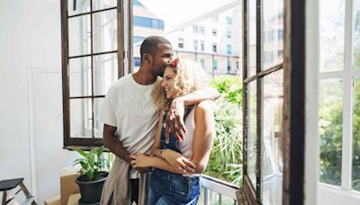 How to Maintain New Relationship Energy Even After the Honeymoon Phase