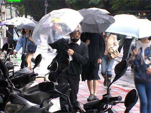 雨彈狂砸! 鋒面來襲水氣足 北台灣7縣市大雨特報