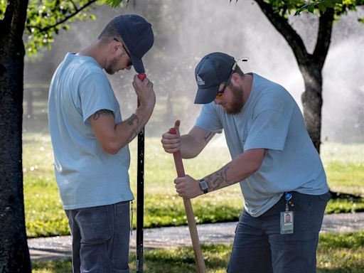 Heat-related injuries to workers in the Americas have soared since 2000, study finds