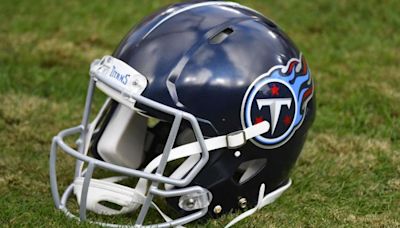 Tennessee Titans named potential trade partner for star edge rusher | Sporting News