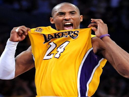 How Much Money Will Kobe Bryant’s Final Lakers Game Jacket Fetch in Auction? DETAILS Inside