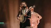 Winston Marshall to wed again