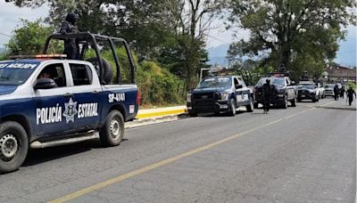 Pobladores retienen a 12 policías en Veracruz