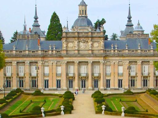 El palacio conocido como el Versalles español que un rey erigió por capricho en tierras segovianas