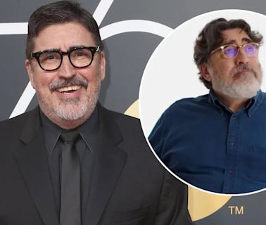 Alfred Molina rompió en llanto al recordar como “decepcionó” a su padre por volverse actor