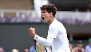 Atlanta native Ben Shelton advances to third round at Wimbledon after thrilling 5-set victory