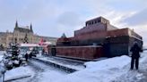 El mausoleo de Lenin resiste un siglo después