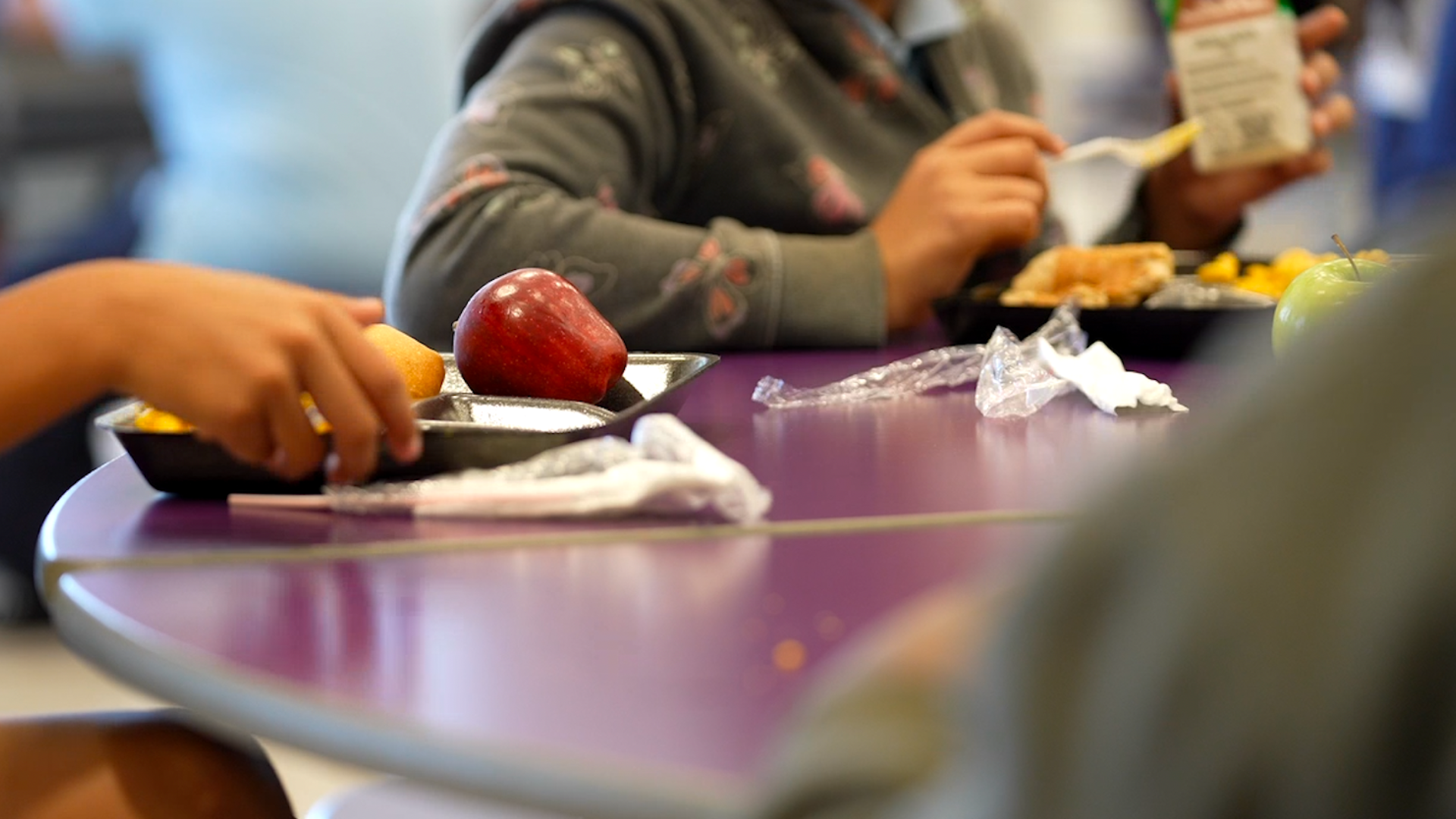 Arizona school district highlights the benefits of free lunch