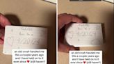 Man keeps note from "old crush" for years, finally he decides to read it