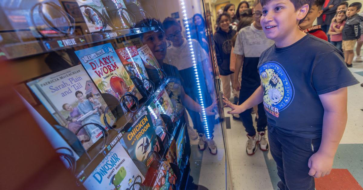 Salazar Elementary installs book vending machine to reward positive behavior