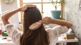 Comment se débarrasser des frisottis selon un coiffeur ? Voici l’astuce simple et rapide pour en venir à bout