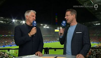 "Welcher Tag ist heute eigentlich?" Verwirrter Schweinsteiger wird von Bommes veralbert