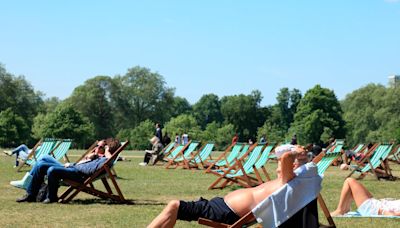 When it will get warmer in the UK? Met Office forecasts 25C highs after bank holiday washout