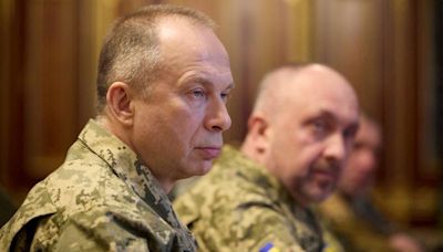 Ukraine's top commander orders defences bolstered in east after Vuhledar falls