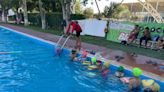 Avanzan cursos de Natación en Lerdo; 300 personas asisten