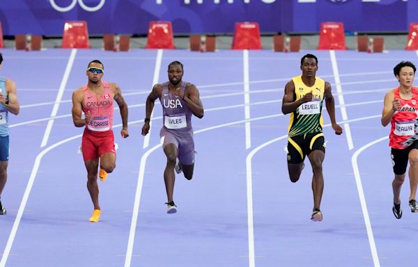 Noah Lyles returns to track for 200-meter heat: Here's how he did