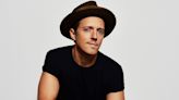 Jason Mraz on Turning 'Dark Back into Light' and Creating an Album amid His Mom's Cancer Diagnosis (Exclusive)