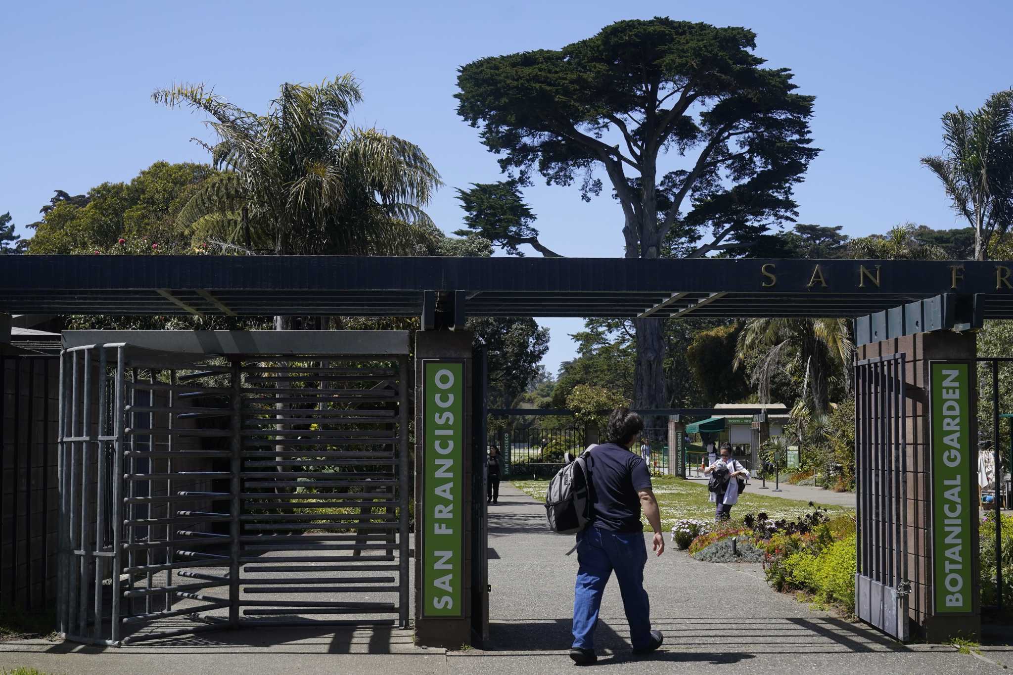 Officers kill 3 coyotes at San Francisco Botanical Garden after attack on 5-year-old girl