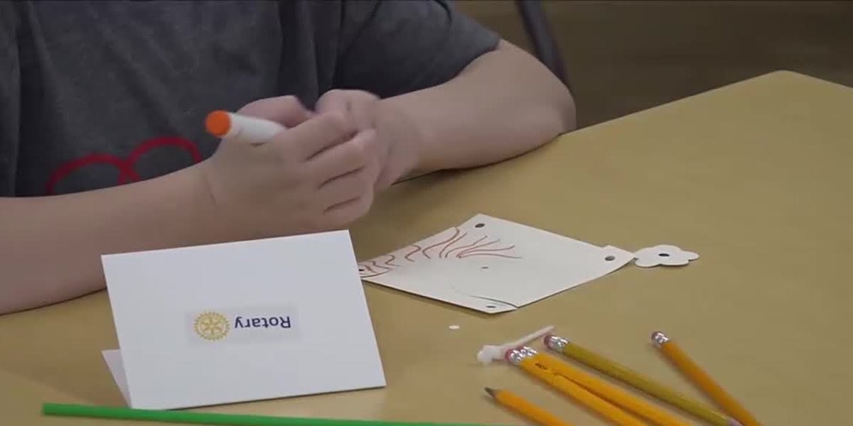 Fillmore Elementary School students ‘Pay It Forward’ by creating May Day cards