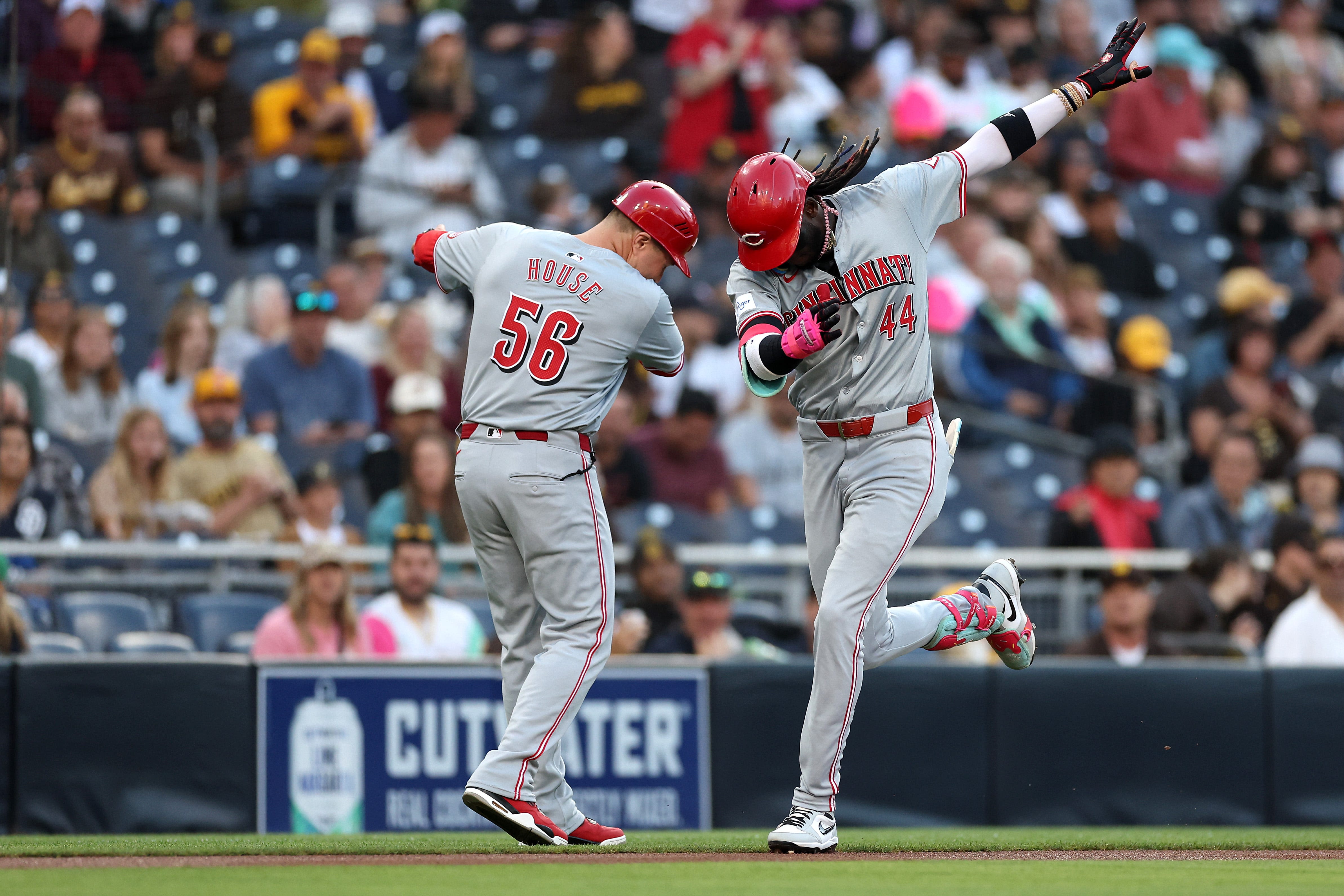 Reds' Nick Martinez starts Tuesday night against old teammates