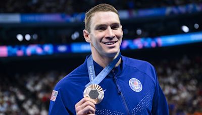 US swimmer Ryan Murphy receives gender reveal from wife as he collects Olympic medal