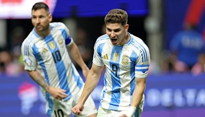 Alvarez and Messi help Argentina to winning start in Copa America defence