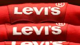 Informe de resultados: Levi Strauss & Co. registra crecimiento y márgenes récord en el segundo trimestre Por Investing.com