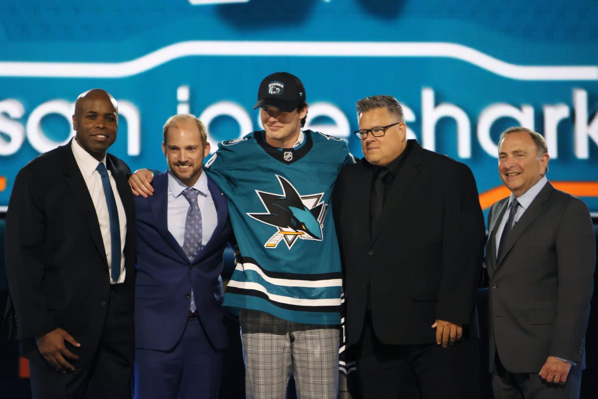 Sharks pick standout defenseman Dickinson No. 11 overall