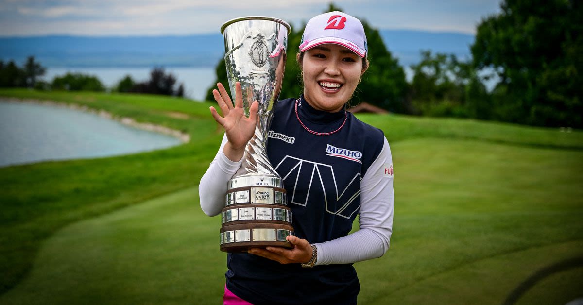 Ayaka Furue wins 1st LPGA major in grand style; eagles 18th hole to win Evian Championship