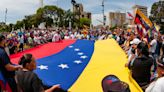 Brasil, Colombia y EE. UU. piden a Venezuela publicar las actas; Maduro denuncia un "golpe de Estado"