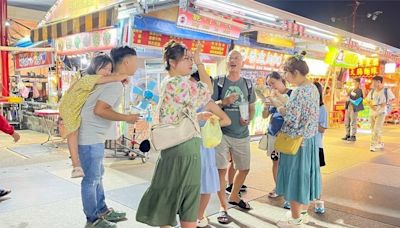 213越客包機訪花蓮！首日暢遊東大門夜市 享受夜生活