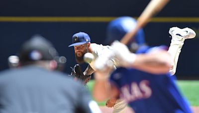 Former Astros Star Hits Free Agency After Brewers Roster Move