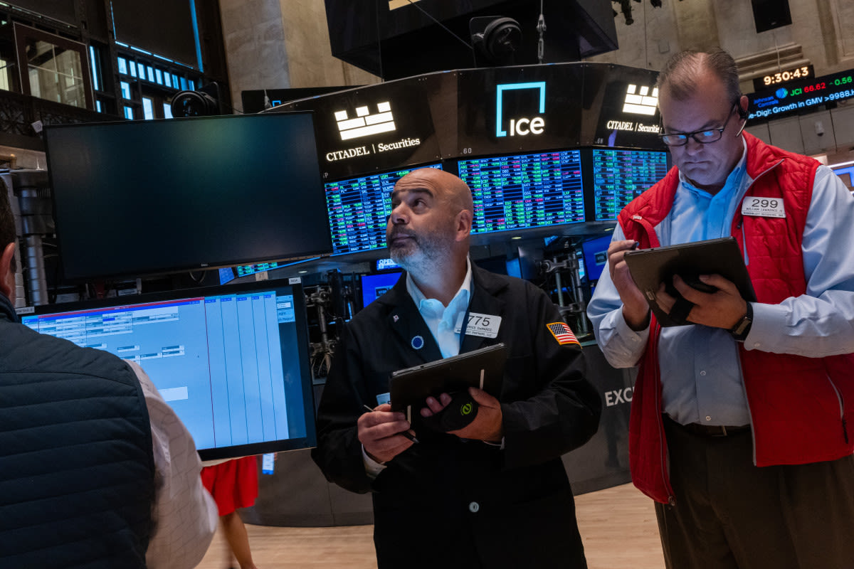 Stock Market Today: Stocks higher into split Juneteenth week