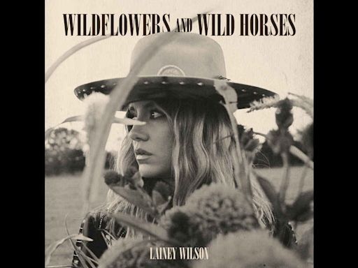 Lainey Wilson Takes 'Wildflowers and Wild Horses' To No. 1