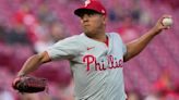 Suárez runs shutout streak to 25 innings as Phillies blank Reds 7-0 for 7th straight win