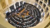 Despidos en el INTA: el repudio llegó a la Legislatura - Diario Hoy En la noticia