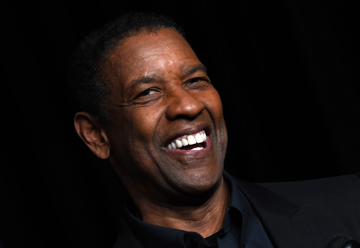 Denzel Washington Hits the Red Carpet for Rare Appearance With His Wife and Kids