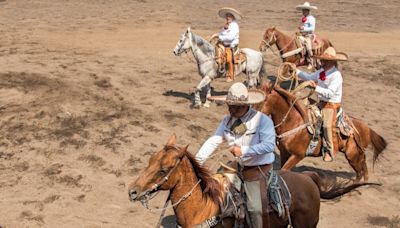 ¡Ay jinete, no te rajes! Y menos para celebrar el aniversario de la charrería mexicana en CDMX