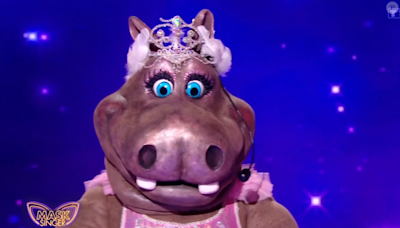 Mask Singer : On a découvert qui se cache derrière l'Hippopotame et c'est une star bien connue des Français !