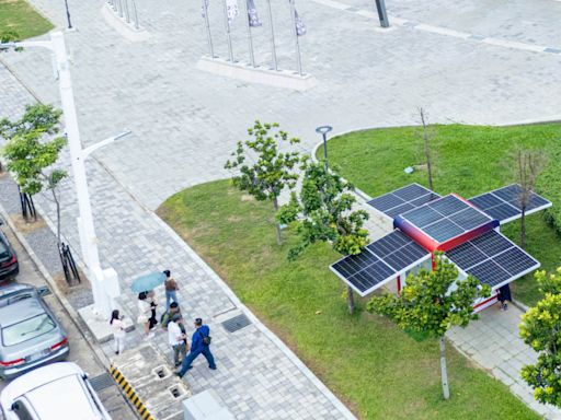 國內首座綠能供電智慧杆在台南 7日半導體論壇場外展示 - 自由財經