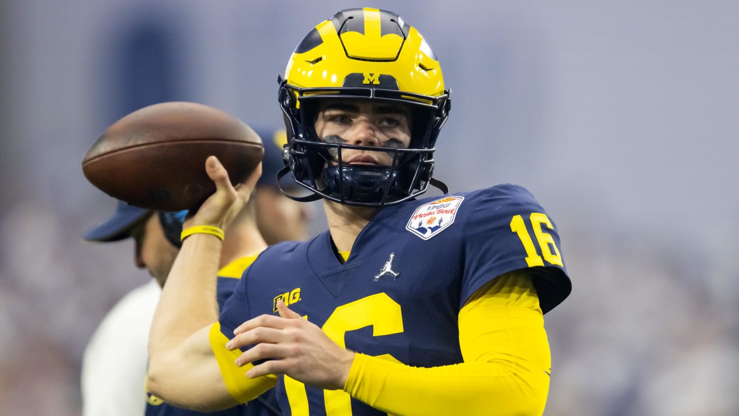 Michigan QB Davis Warren has been nominated for a prestigious award