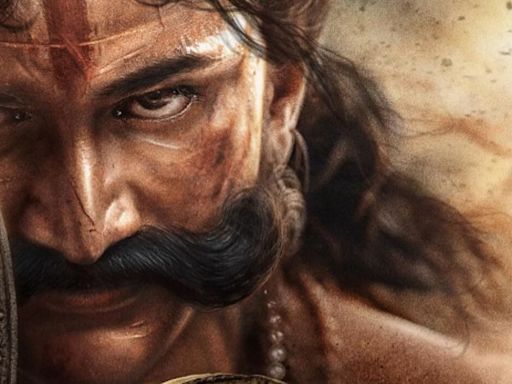 First Look Poster Of Dhananjaya-starrer Kannada Film Nadaprabhu Kempegowda Out - News18