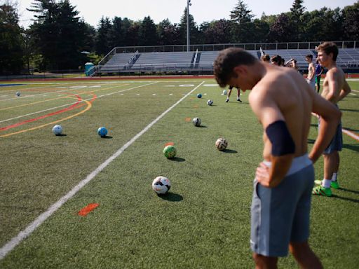 Sports in extreme heat: How high school athletes can safely prepare for the start of practice, and the warning signs of heat illness