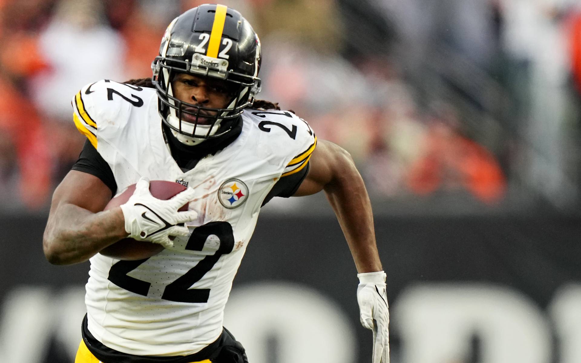 Steelers RB Najee Harris declines interview request after OTAs