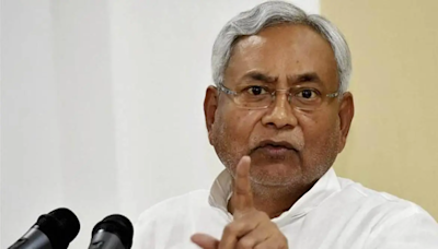 Bihar CM Nitish chairs JD(U) meeting, discusses Jharkhand polls