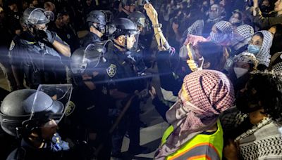 Juez ordena a UCLA que elabore un plan para proteger a los estudiantes judíos