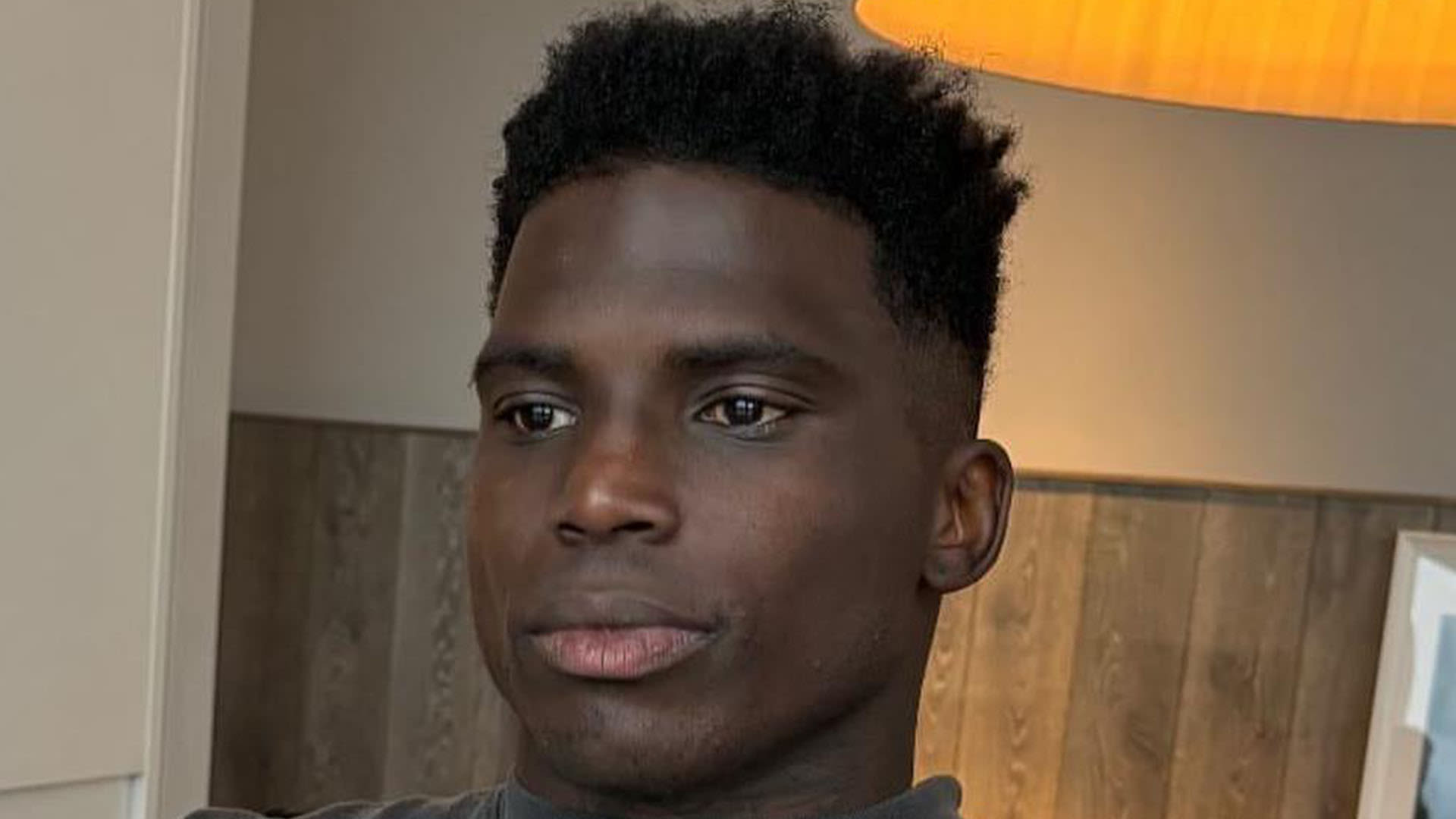 Tyreek Hill looks unrecognizable as NFL star goes undercover at camp